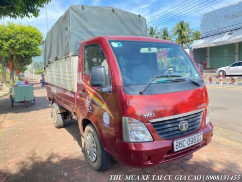 Xe tải củ tại Bình Thuận Tata 1t2 máy dầu đời 2017 như mới xe chạy ngon