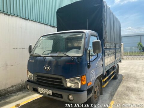 Xe tải Hyundai HD65 tải 2t1 thùng cao 2m5 nguyên zin cực đẹp
