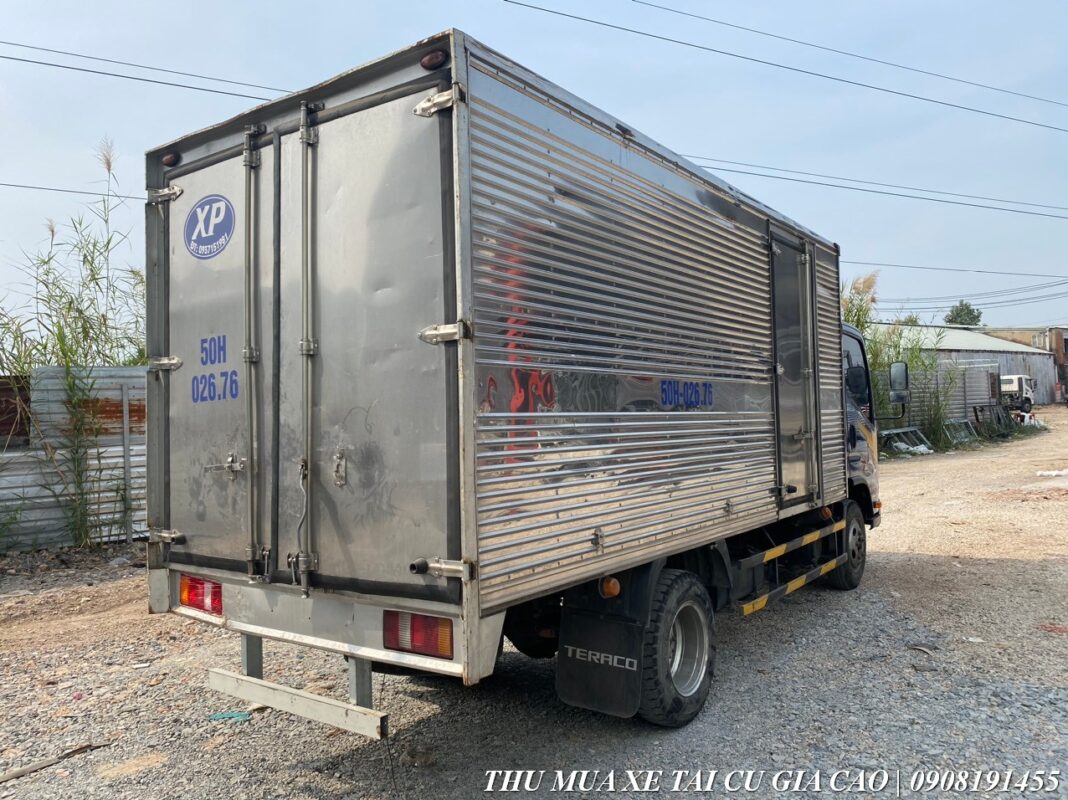 xe tải tera 240l 2t4 cũ thùng 4m3 máy isuzu